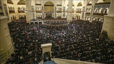 Muslims in Turkey observe holy night of Miraj
